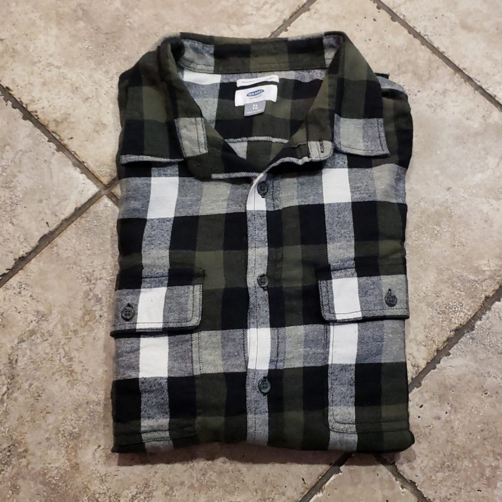 Old Navy Shirt